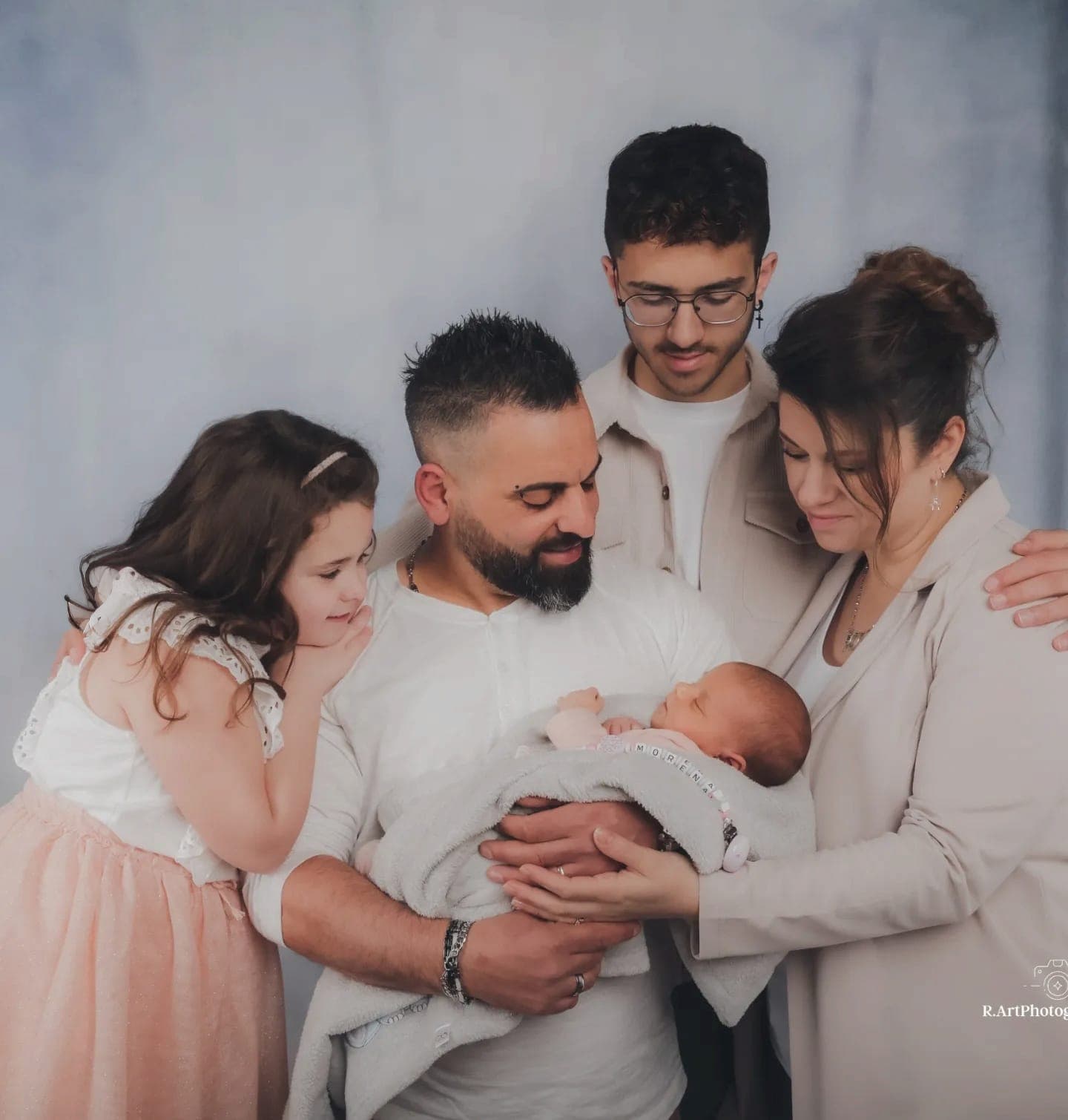 Newborn-Fotografie in Kaufbeuren: Neugeborenes in den ersten Lebenstagen