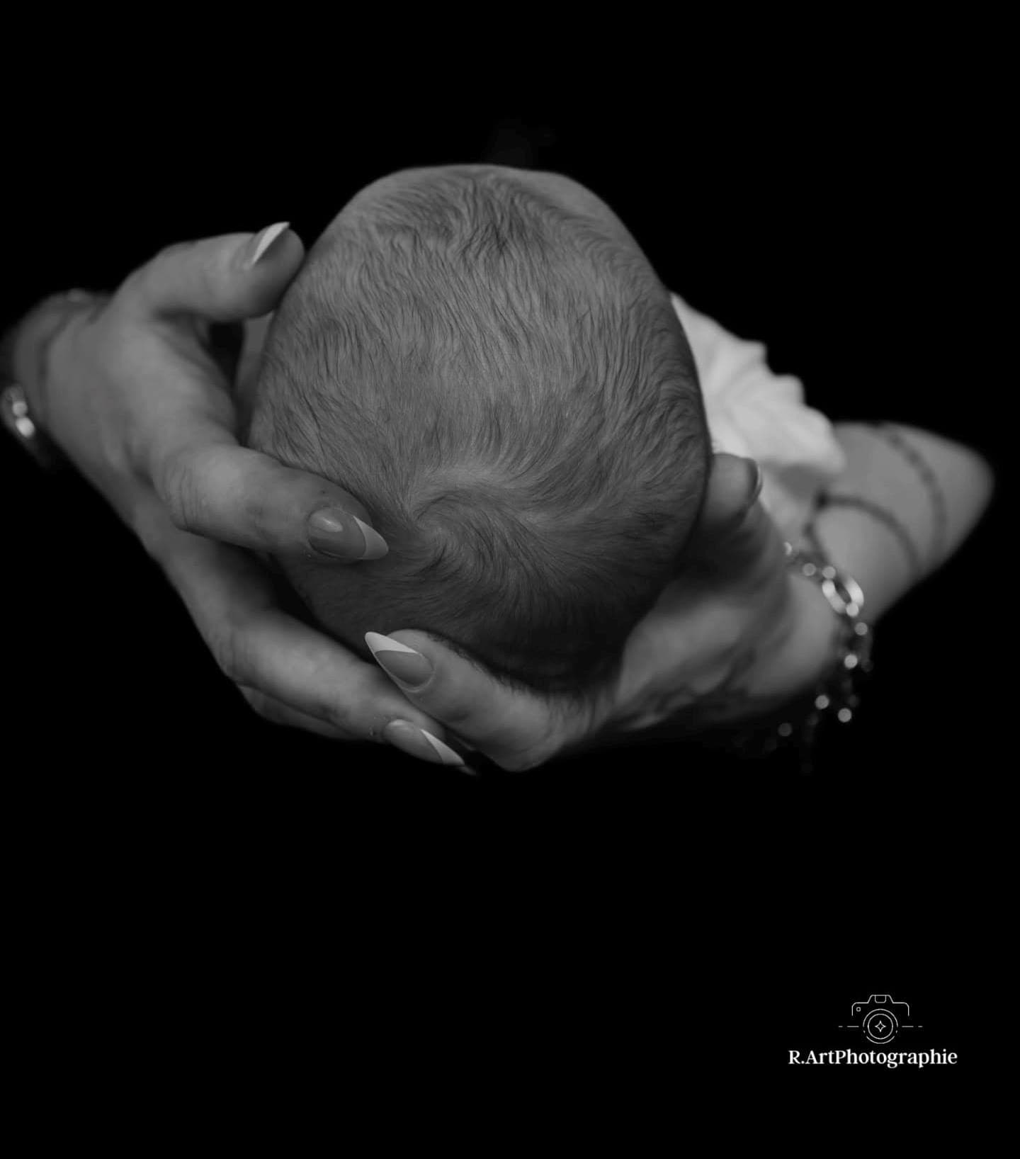 Newborn Shooting Kaufbeuren R.ArtPhotographie